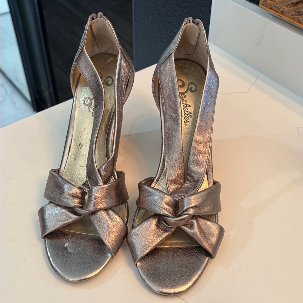 Seychelles Metallic Bronze Heels with Bow Accent